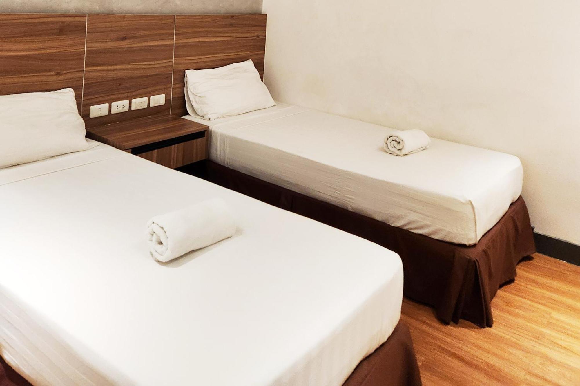Boulevard Pension Hotel 세부 외부 사진