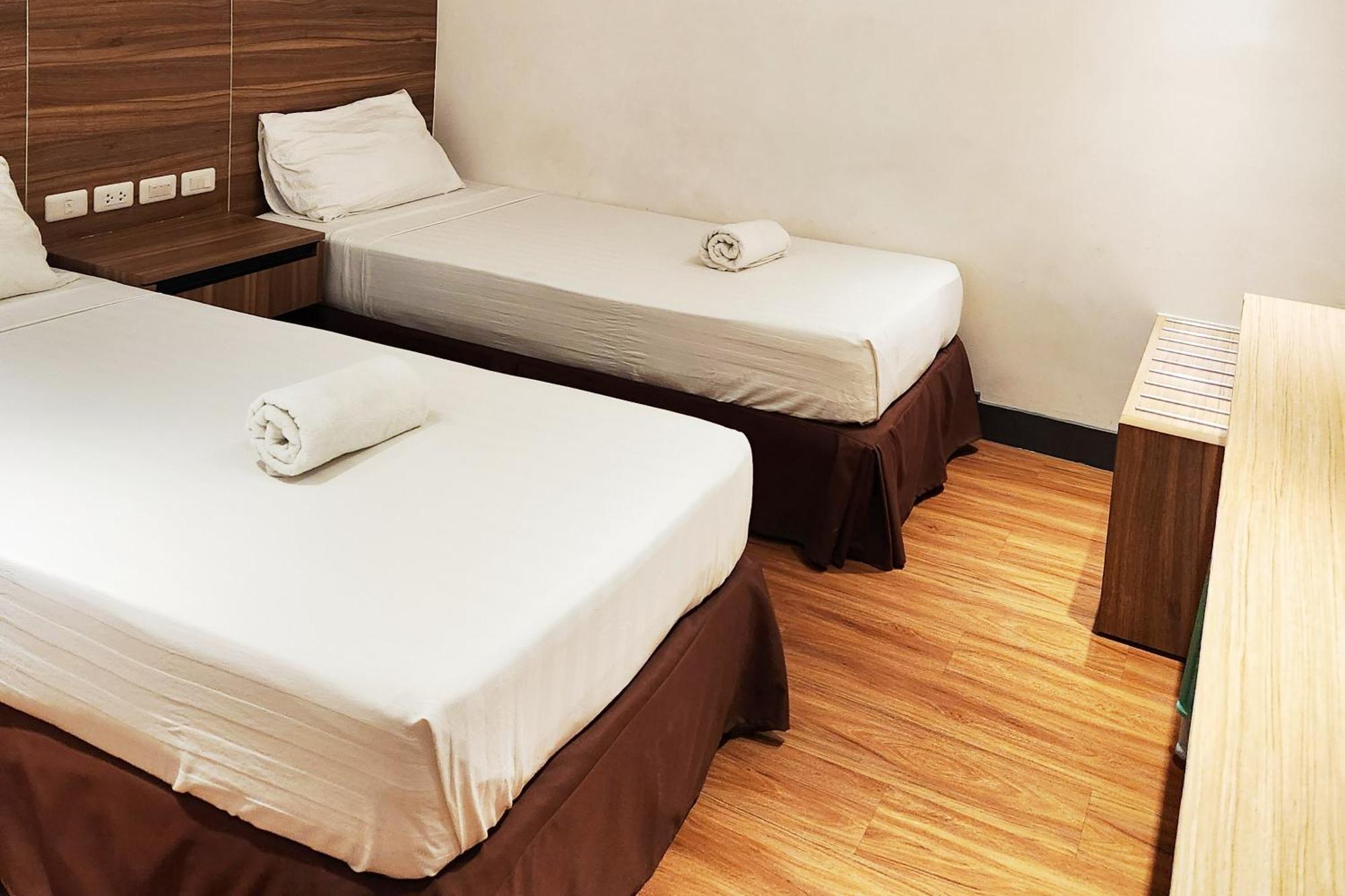 Boulevard Pension Hotel 세부 외부 사진