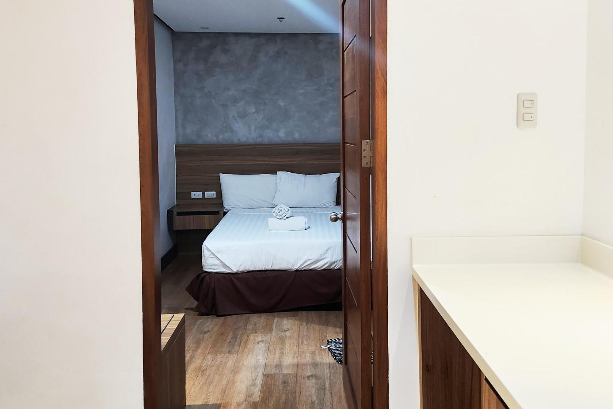 Boulevard Pension Hotel 세부 외부 사진