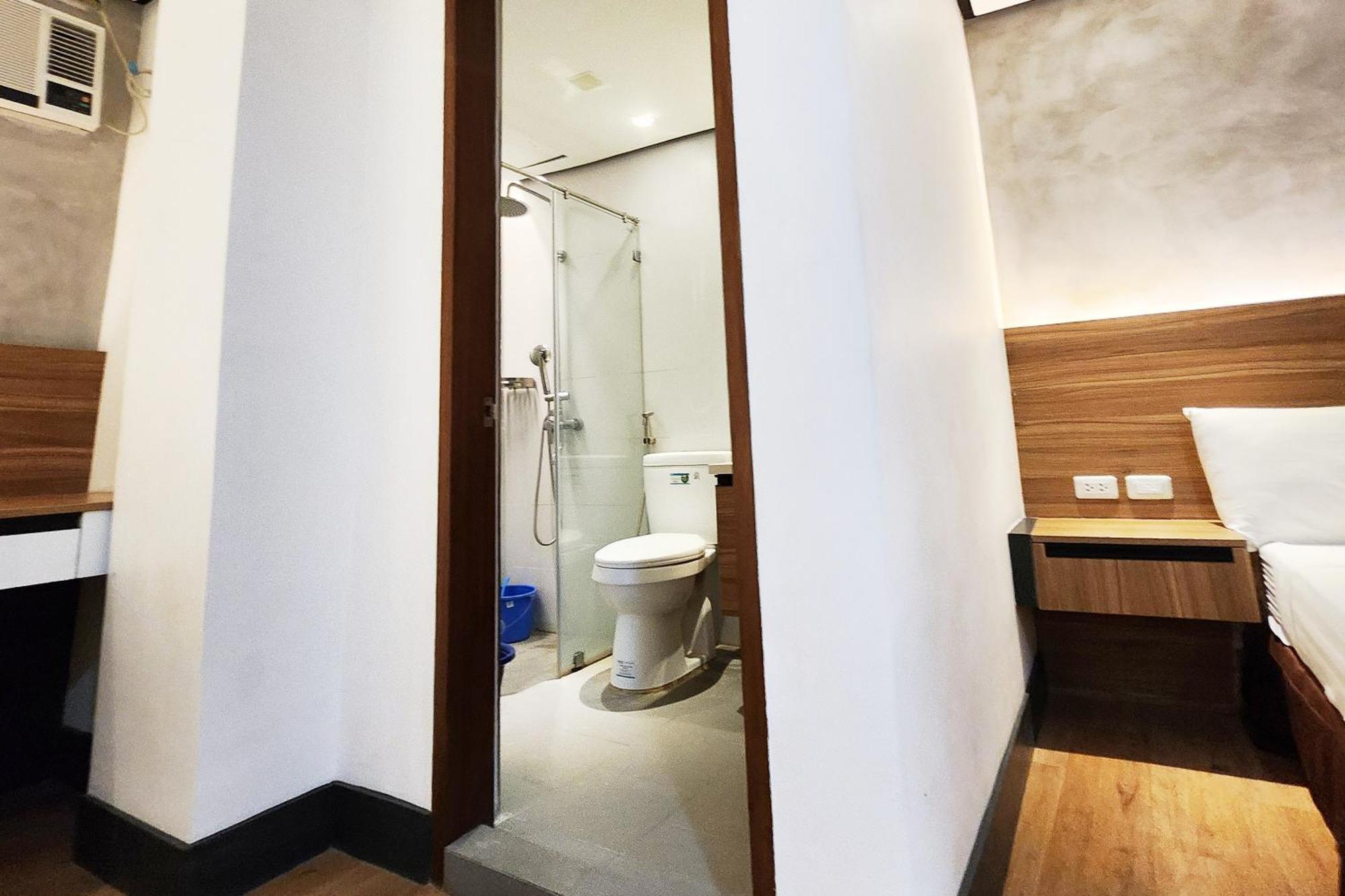 Boulevard Pension Hotel 세부 외부 사진