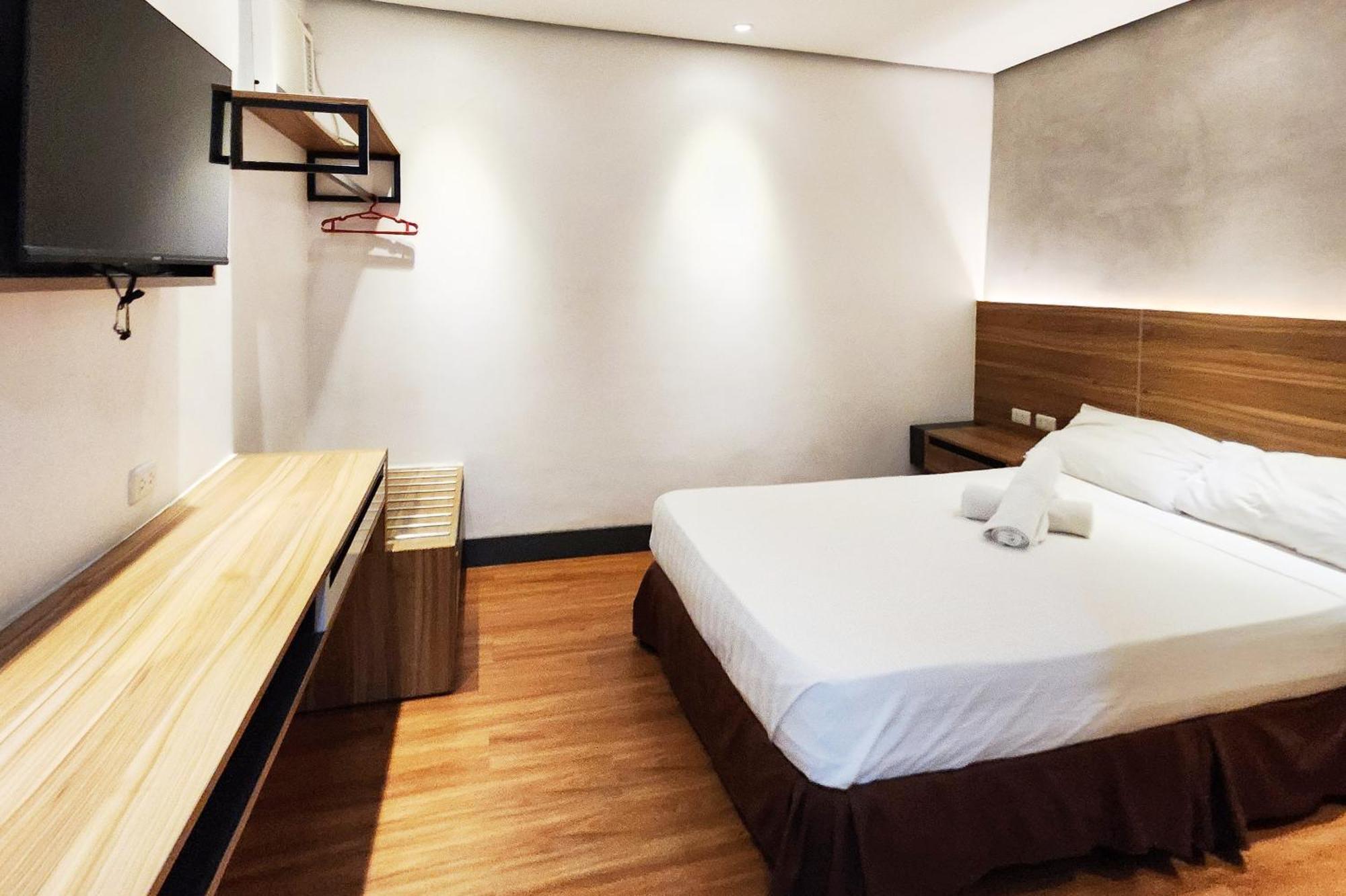 Boulevard Pension Hotel 세부 외부 사진