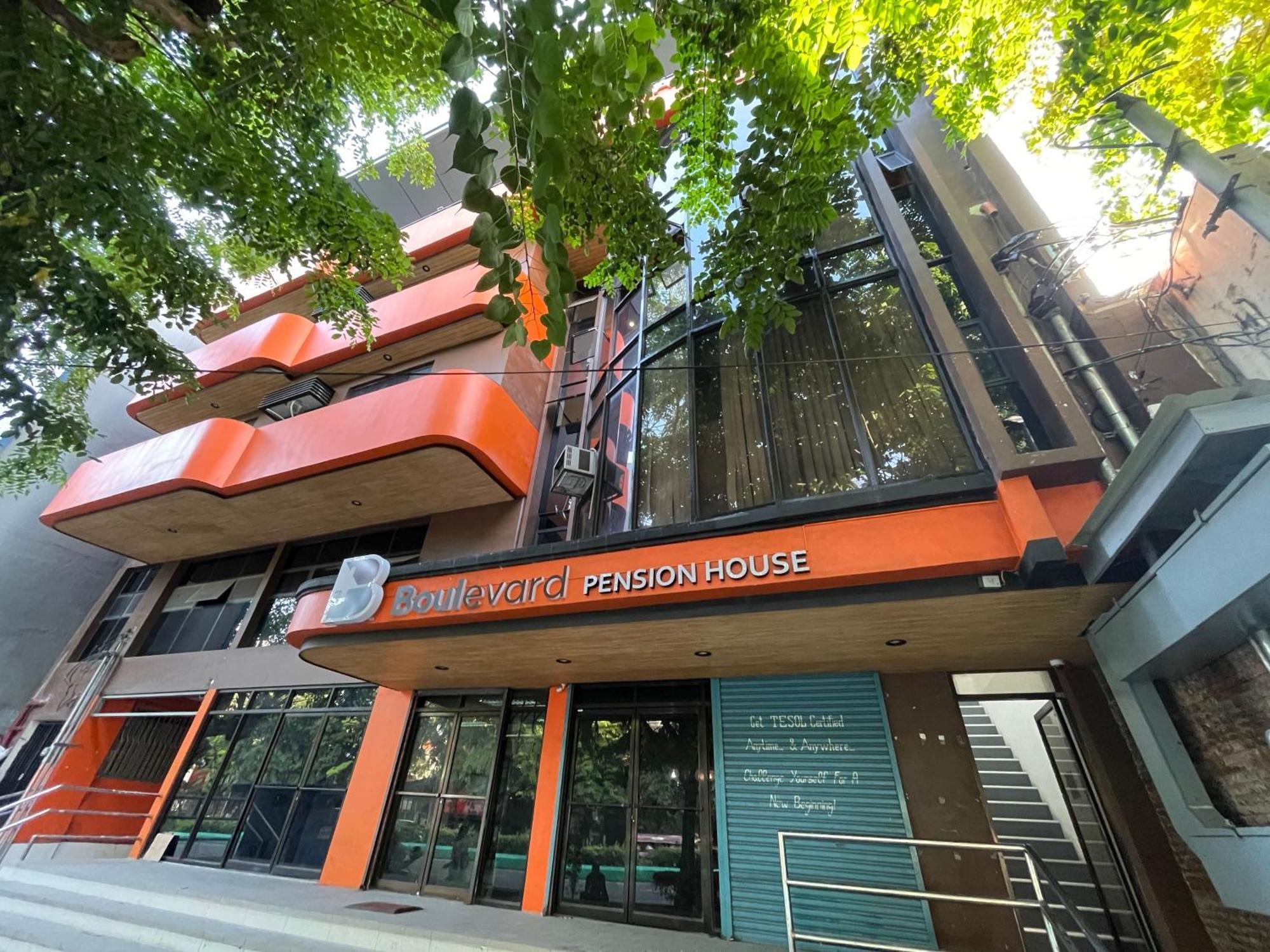 Boulevard Pension Hotel 세부 외부 사진