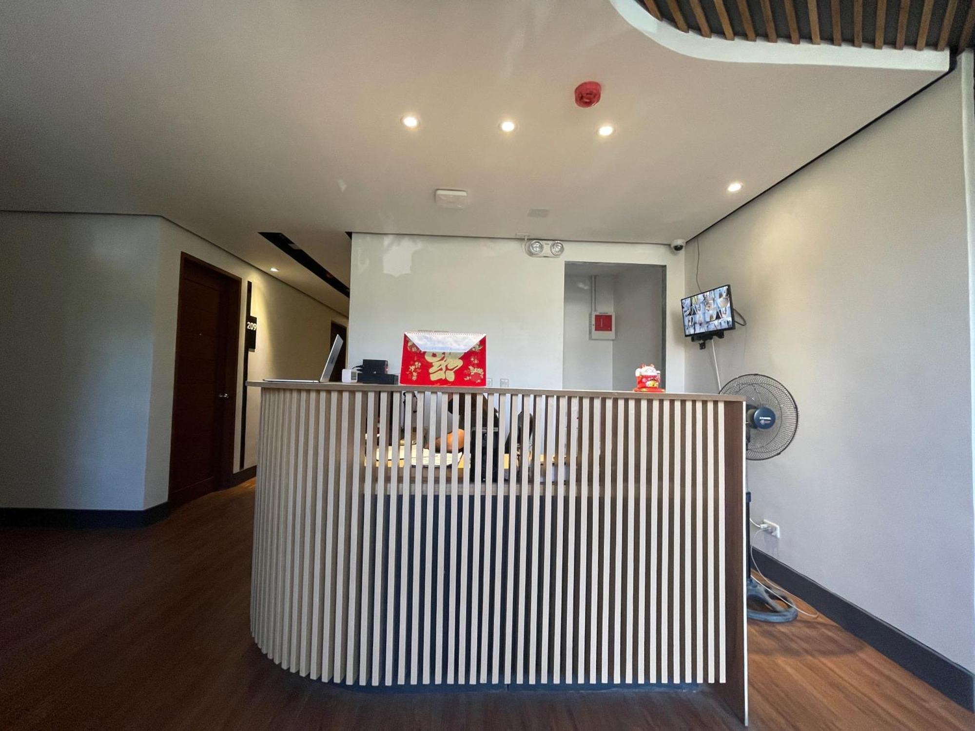 Boulevard Pension Hotel 세부 외부 사진